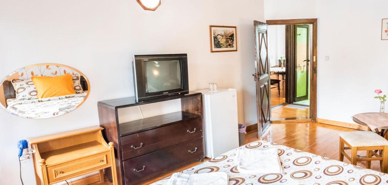 Kazasovata Guest House Tryavna Exterior photo