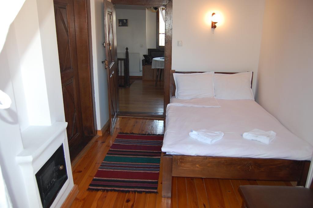Kazasovata Guest House Tryavna Room photo