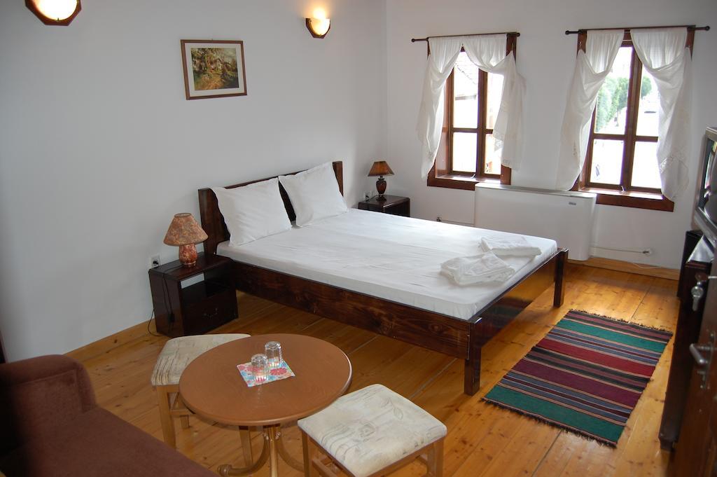 Kazasovata Guest House Tryavna Room photo